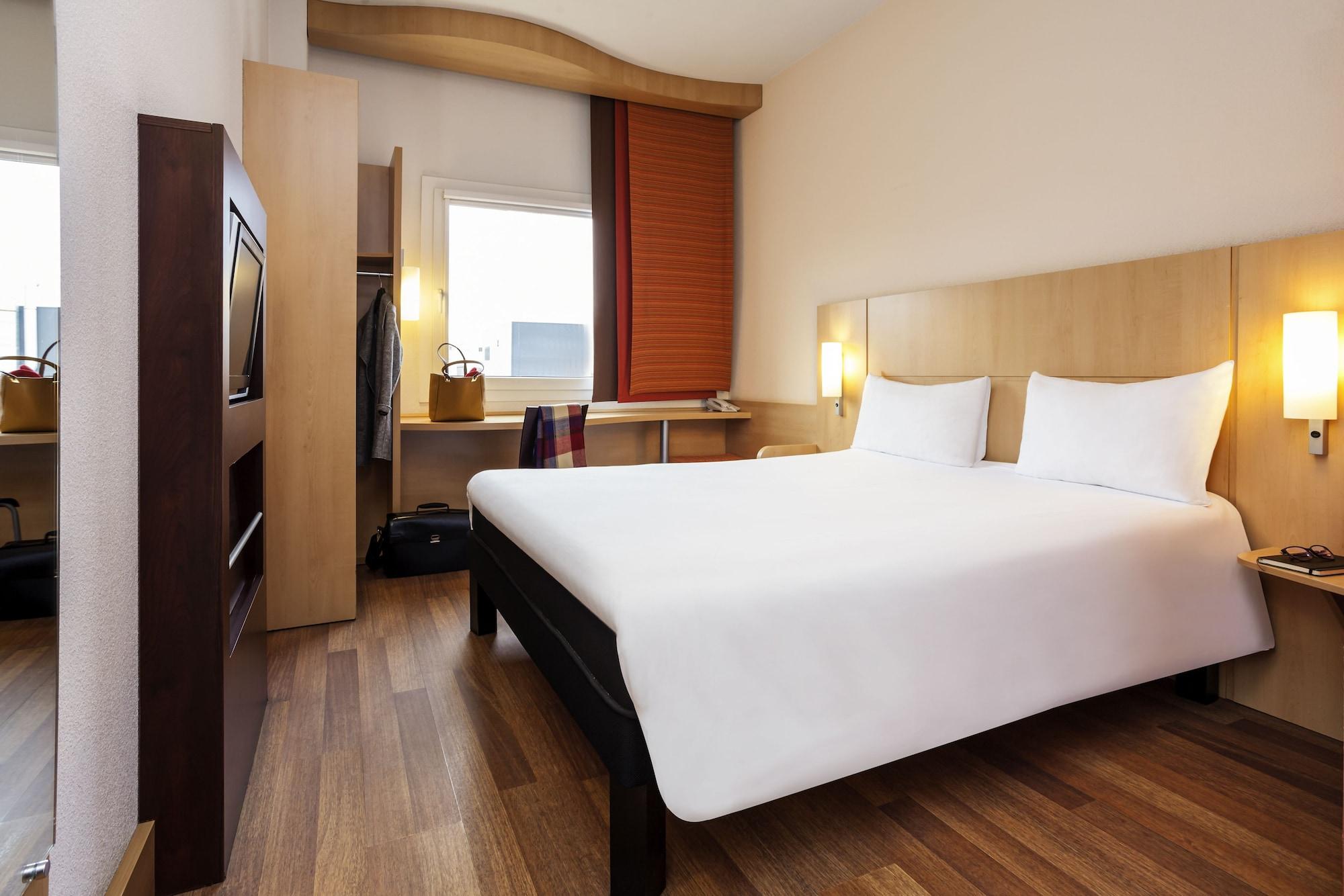 Hotel Ibis سيتوبال المظهر الخارجي الصورة